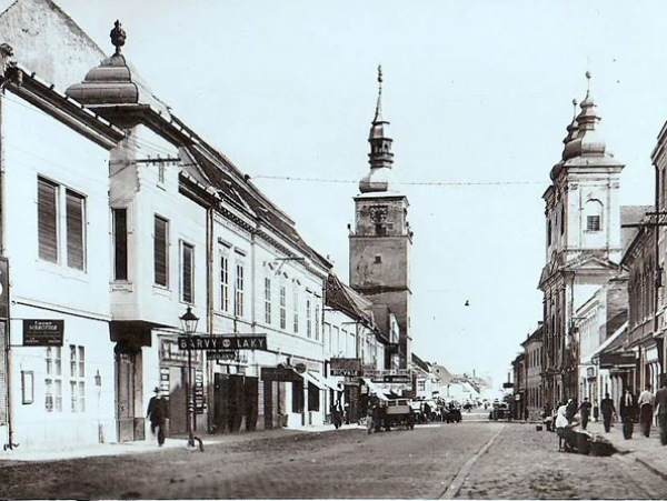 Štefánikova ulica v minulosti | Zdroj: FB Mesto Trnava