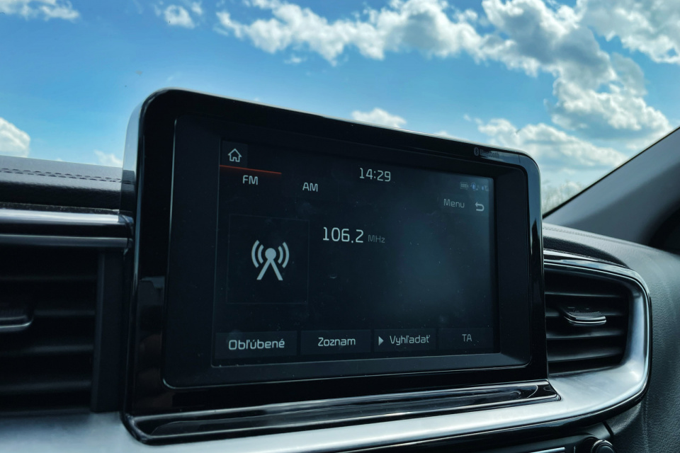 106,2 MHz je menej rušená v autách | Foto: Pavol Holý