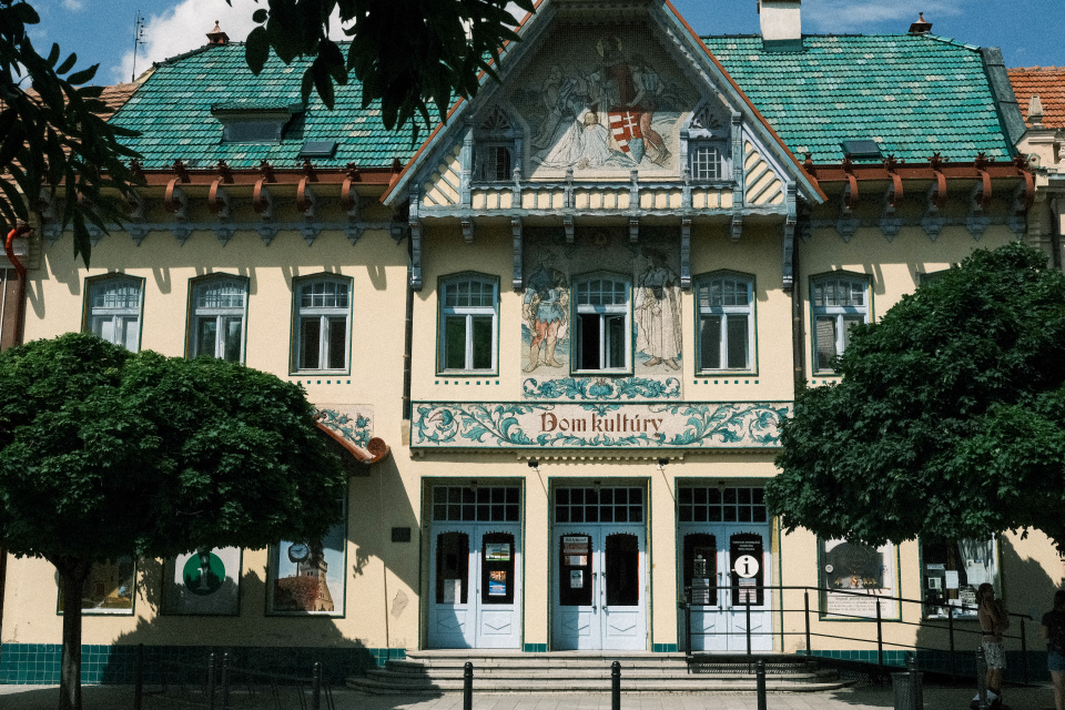 Spolkový dom, dnes Kultúrny dom, Dom, projektoval v roku 1904 architekt Dušan Jurkovič. | Foto: Dušan Vančo, Trnavské rádio
