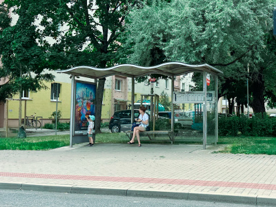 Na snímke autobusová zastávka na Hospodárskej ulici v Trnave. | Foto: Pavol Holý, Trnavské rádio