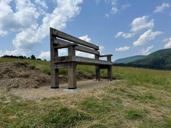 Nová turistická atrakcia je nad Smrdákmi | Zdroj: Obec Smrdáky