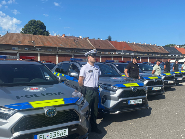 Po kraji bude jazdiť desať nových vozidiel | Zdroj: KR PZ TT
