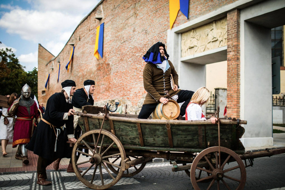 Na snímke otvorenie Tradičného trnavského jarmoku (ilustračná). | Foto: Marek Martinek, Zaži v Trnave