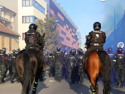 Polícia pri minulom zásahu počas futbalového zápasu | Zdroj: KRPZTT