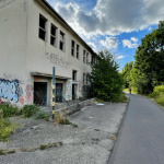 Budovy bývalého depa sú už roky v nelichotivom stave | Foto: Pavol Holý, Trnavské rádio