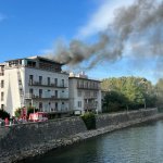 Z hotela sa valil čierny dym | Foto: Pavol Jurák, Trnavské rádio