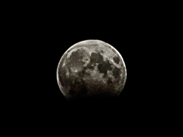 Zatmenie Mesiaca. | Foto: tč, Redakcia