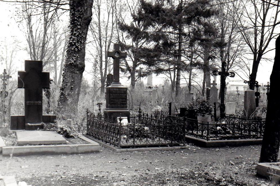Atmosféra cintorína pred jeho zrušením | Zdroj: Fotky stará Trnava/ archív rodiny Tychlerovej