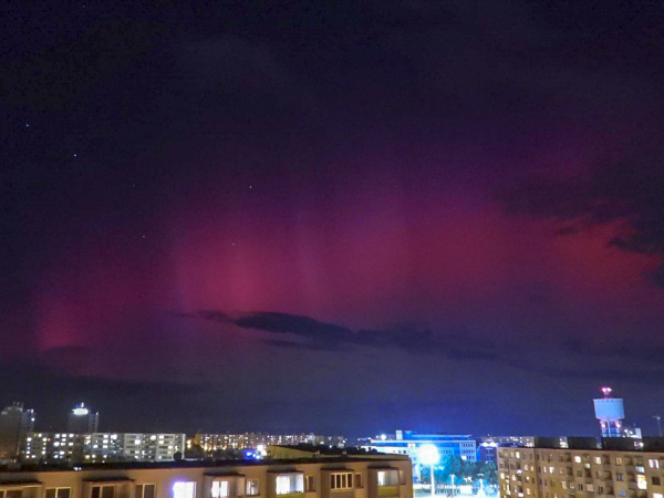 Na snímke polárna žiara zachytená 5. novembra 2023 o 18.18 h. | Foto: Roman Kinčík