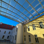 Vnútorné nádvorie nového Kreatívneho centra na Hlavnej ulici 17 v Trnave. | Foto: dv, Trnavské rádio