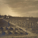 Vojenský cintorín v Trnave v 20. rokoch 20. storočia. | Zdroj: Fond Vojnové hroby a cintoríny na Slovensku z 1.svetovej vojny, licencia Trnavské rádio