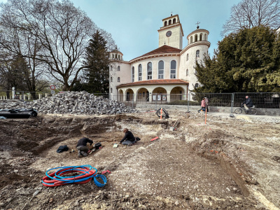 Lokalita nájdeného cintorína bola tiež jedným z nálezov v lokalite Námestia SNP v Trnave. | Foto: red., Trnavské rádio