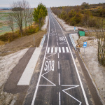 Zmodernizovaná cesta v smere na Dolné Orešany | Zdroj: TTSK