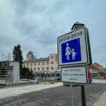 Dopravné značenie na námestí. | Foto: Pavol Holý, red.