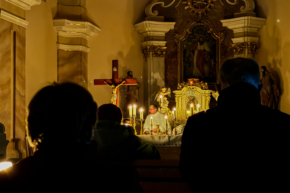 Roráty v kostole vo Veselom. | Foto: dv, Trnavské rádio