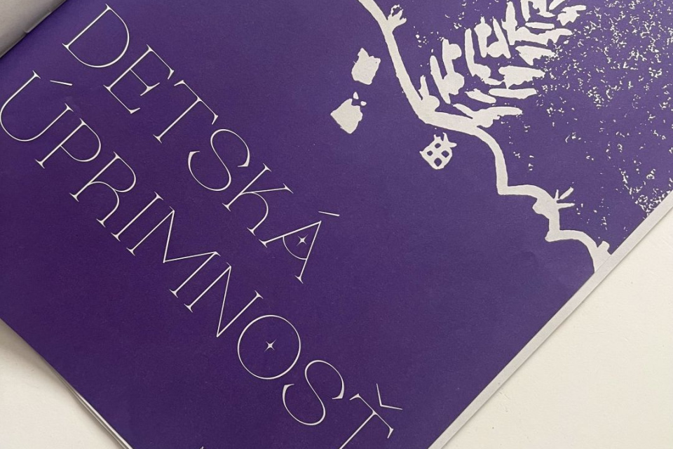 Adventné noviny s ilustráciami od detí | Zdroj: Zaži v Trnave