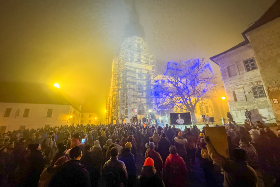 Protestné zhromaždenie v Trnave. | Foto: Pavol Holý, Trnavské rádio
