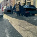 Čerstvá nehoda na Štefánikovej ulici v Trnave. | Zdroj: Dopravný servis Trnavského rádia