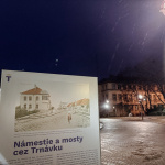 Infotabule na námestí. | Foto: Pavol Holý, Trnavské rádio