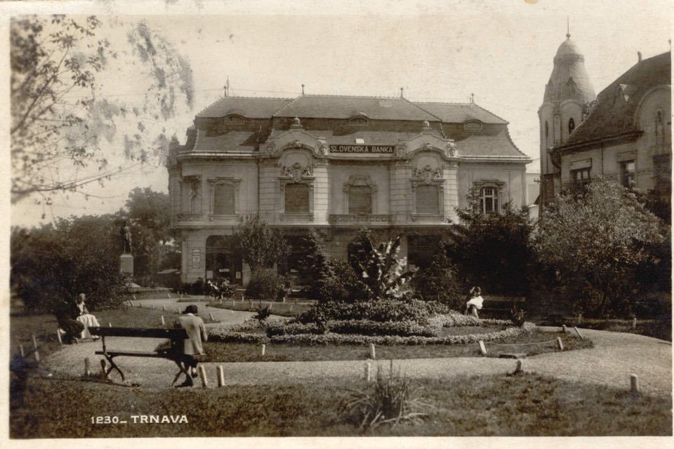 Historický záber námestia | Foto: MVSR, Štátny archív Trnava
