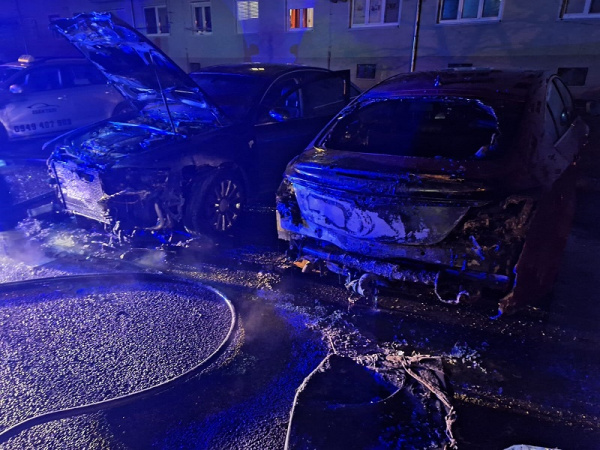 Požiar áut | Zdroj: Krajské riaditeľstvo HaZZ v Trnave