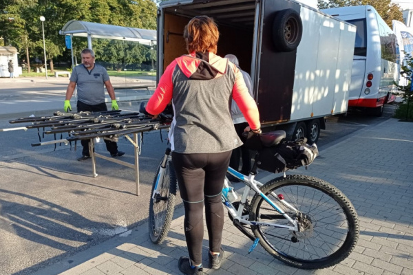 Prívesný vozík cyklobusu | Foto: Karin Talajková