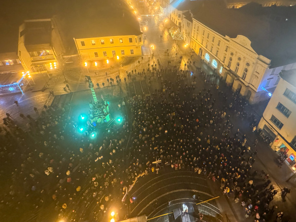 Pohľad na zhromaždenie z mestskej veže. | Foto: red., Trnavské rádio