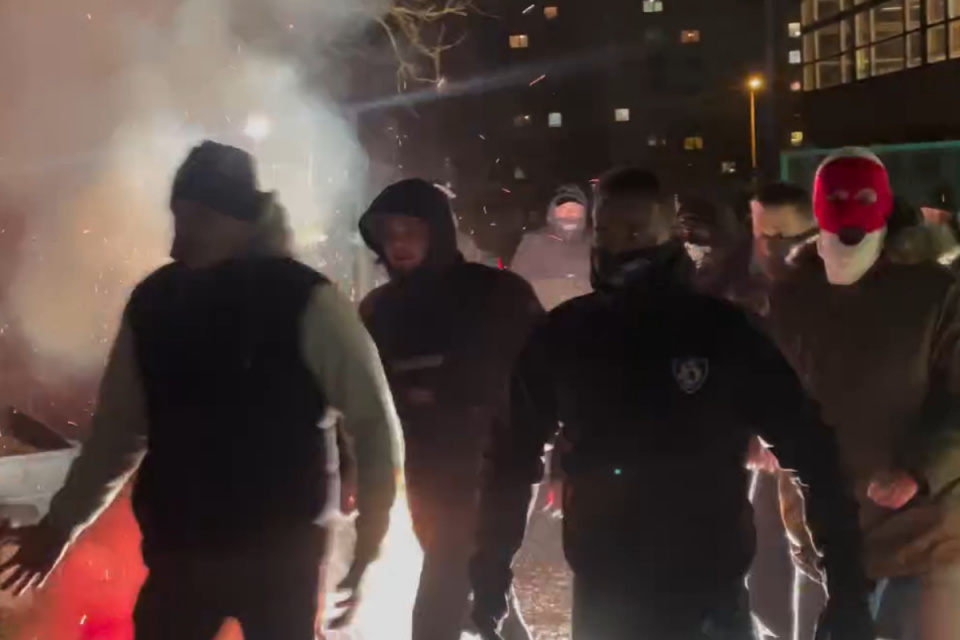 Agresívni Podpoľanci udreli na Záhorákov ešte pred zápasom. | Reprofoto: HC Dukla Senica, fb