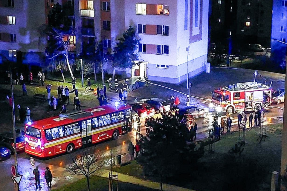 Záchranné zložky v Hlohovci. | Foto: Fb Lukáš Černý