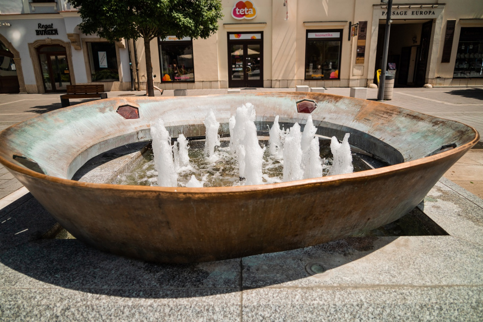 Aktuálny stav fontány je nevyhovujúci | Zdroj: Mesto Trnava