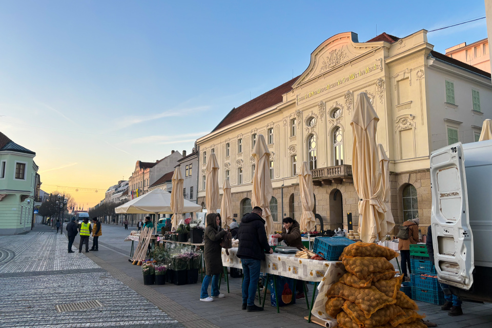 Mestský trh v Trnave je otvorený | Foto: Zuzana Benková, Trnavské rádio