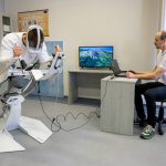 Takto môže vyzerať prax fyzioterapeutov. Na snímke prístroj, ktorý slúži na tréning jadra tela a rovnováhy | Zdroj: TASR