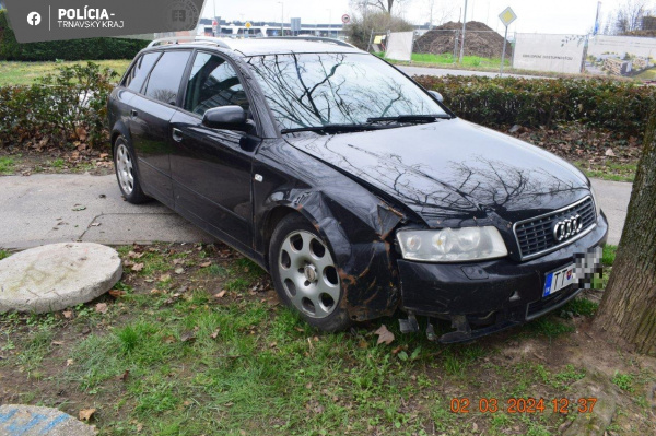 Auto ostalo na mieste | Zdroj: KRPZTT