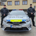 Policajti pomáhali a chránili | Zdroj: Polícia SR - Trnavský kraj