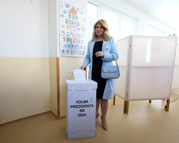 Odvoliť prišla už aj súčasná prezidentka | Zdroj: Fb Zuzana Čaputová