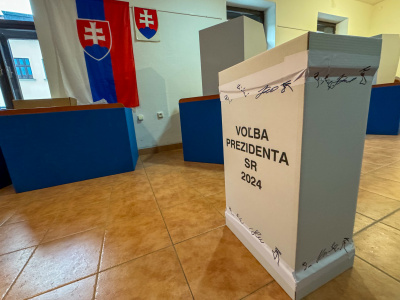 Volebná miestnosť v Trnave (ilustračné). | Foto: dv, Trnavské rádio