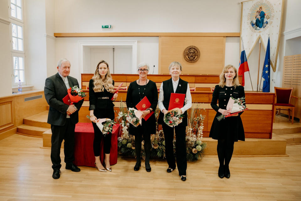 Pedagógovia z TRUNI dostali ocenenia | Zdroj: Trnavská univerzita v Trnave