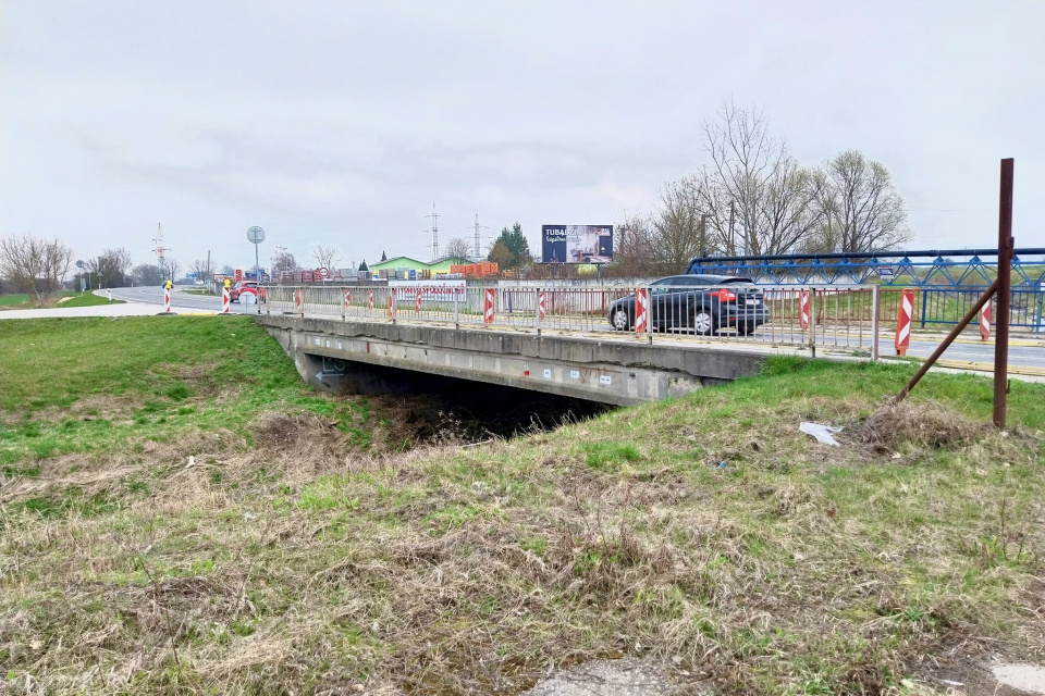 Most zbúrajú, nahradí ho nový | Zdroj: TTSK
