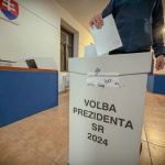 Voľby prezidenta 2024. Na snímke volebná miestnosť na radničnom nádvorí v Trnave. | Foto: dv, Trnavské rádio