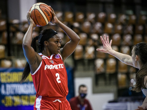 Ke´Shunan James | Zdroj: piestanskecajky.sk