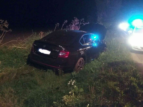 Vozidlo havarované pri Oravnom | Zdroj: KR HaZZ v Trnave