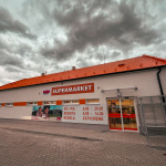 Nová predajňa na Cíferskej ulici v Hrnčiarovciach nad Parnou. | Foto: Pavol Holý