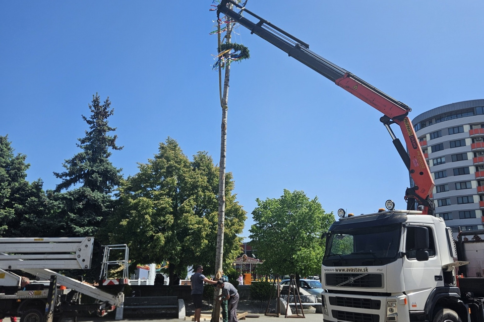 Máj postavili skôr, ako plánovali | Zdroj: Mesto Galanta 
