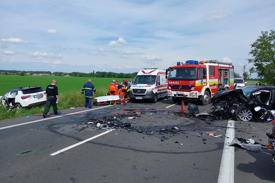 Či aktéri havárie pili alkohol, ukáže až znalecké skúmanie. | Foto: Polícia, Trnavský kraj, fb