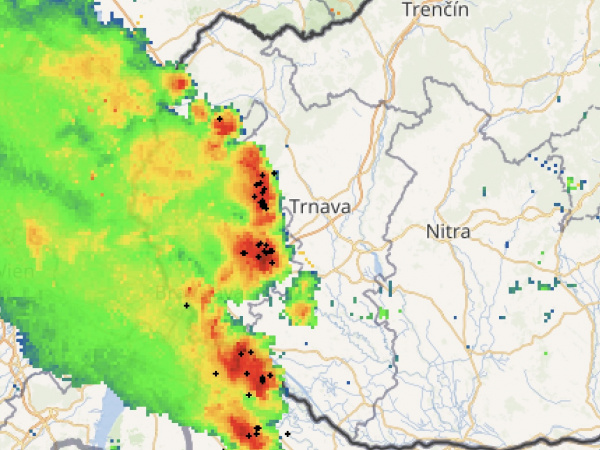 Búrky nad našim krajom. Pohľad na radar o 19.25 h. | Zdroj:SHMÚ