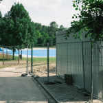 Vstup do areálu kúpaliska Kamenný mlyn v Trnave (26. mája 2024). | Foto: red.