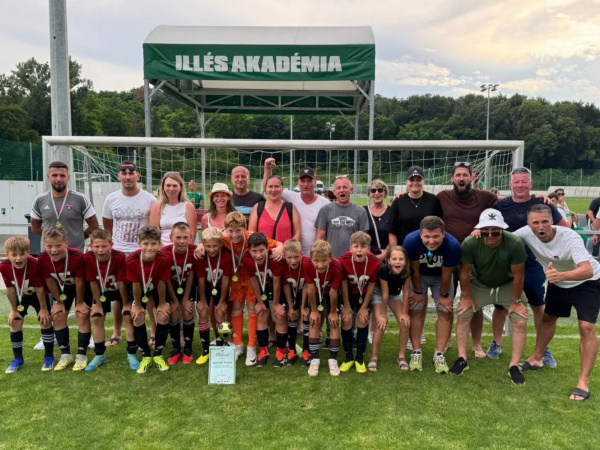 Víťazná zostava z Memoriálu Ferenca Kulcsára Illesa v Maďarsku. | Foto: FC Spartak Trnava, fb