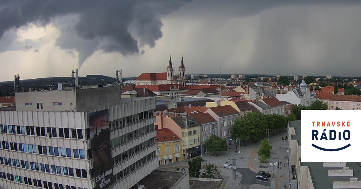 Blížia sa búrky. Kamera v partnerskom meste Trnavy zachytila nebezpečný jav