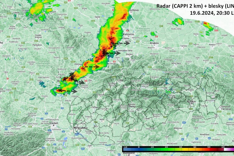 Pohľad na aktuálnu búrkovú aktivitu. | Zdroj:SHMÚ