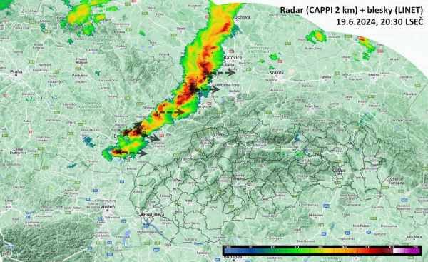 Pohľad na aktuálnu búrkovú aktivitu. | Zdroj:SHMÚ